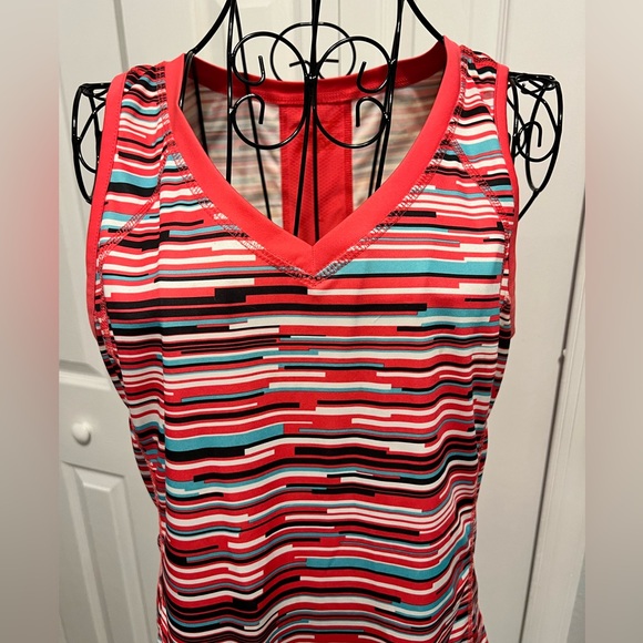 TechGear Top - Picture 2 of 6